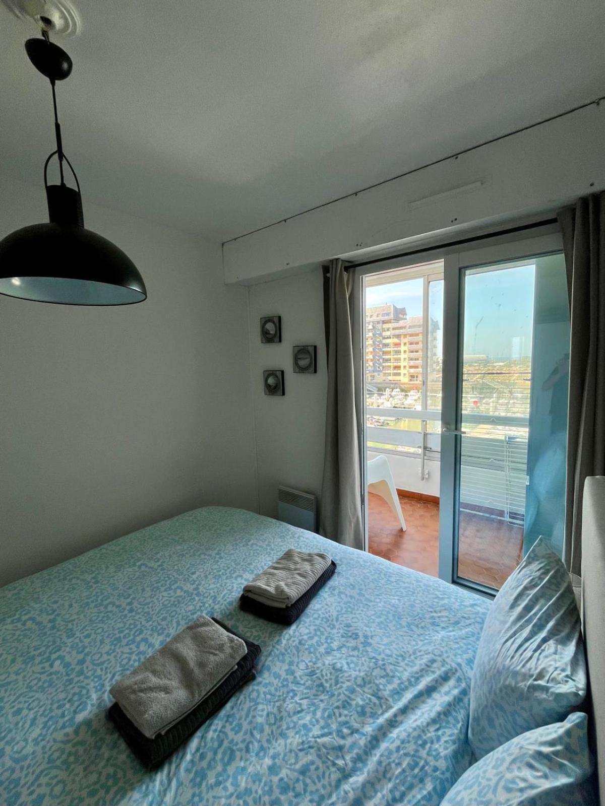 Appartement vue mer et marina, Loggia - Parking Courseulles-sur-Mer Esterno foto